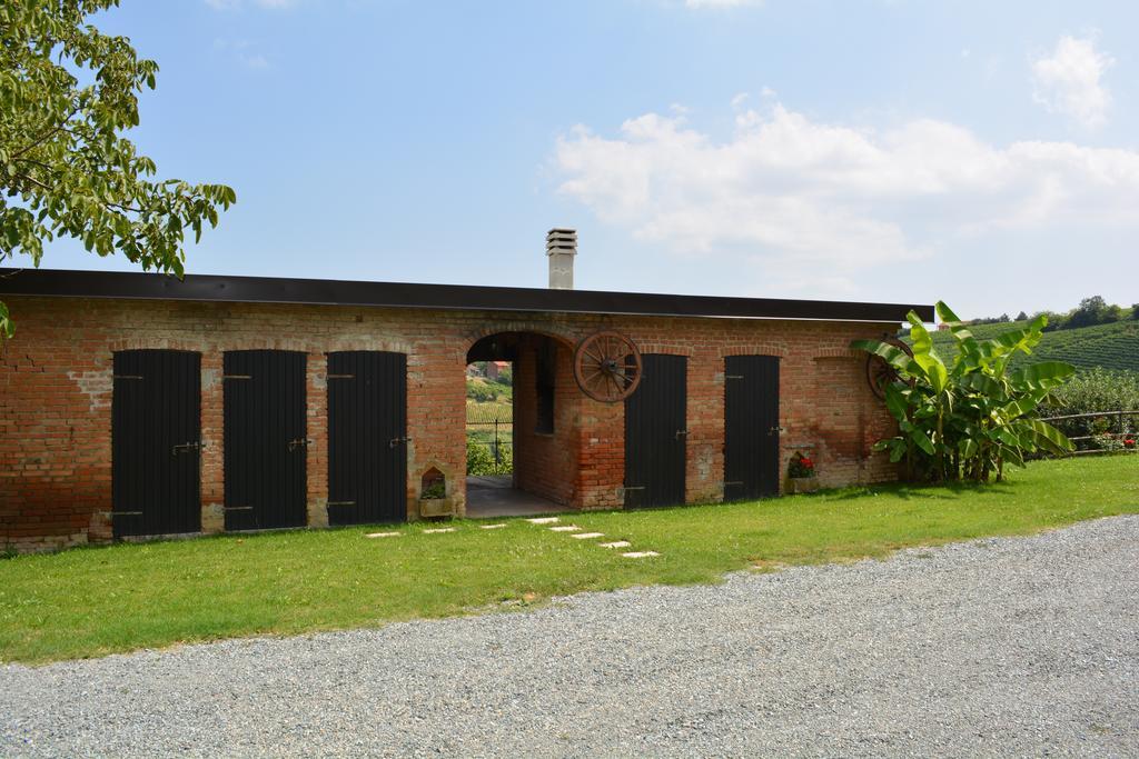 Cascina Valtignosa Camere Con Vigna Cassine Exterior photo