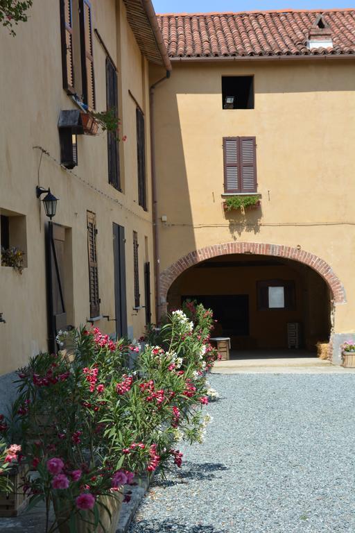 Cascina Valtignosa Camere Con Vigna Cassine Exterior photo
