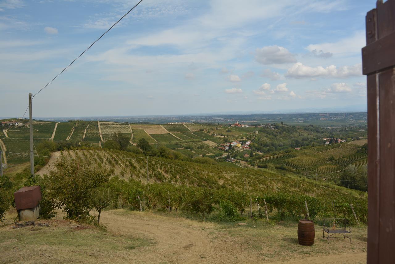 Cascina Valtignosa Camere Con Vigna Cassine Exterior photo